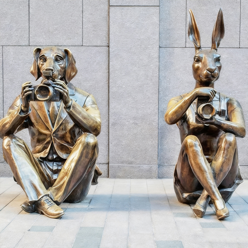 „Állatfotós” témájú szobor